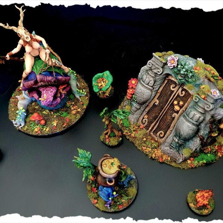 Green Witch Pinup 3D Printed Collectible Miniature and Dice Cauldron - A Bewitching Addition to Your Collection