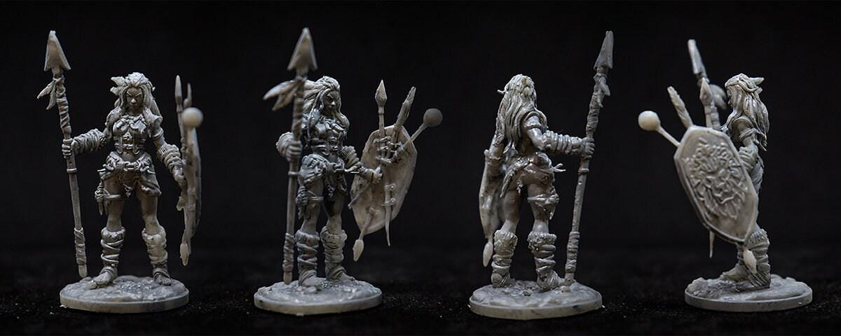 Dhoruba the Barbarian Collectible Miniature, 35 mm, Tabletop miniatures, Pathfinder, dungeons and dragons, dnd